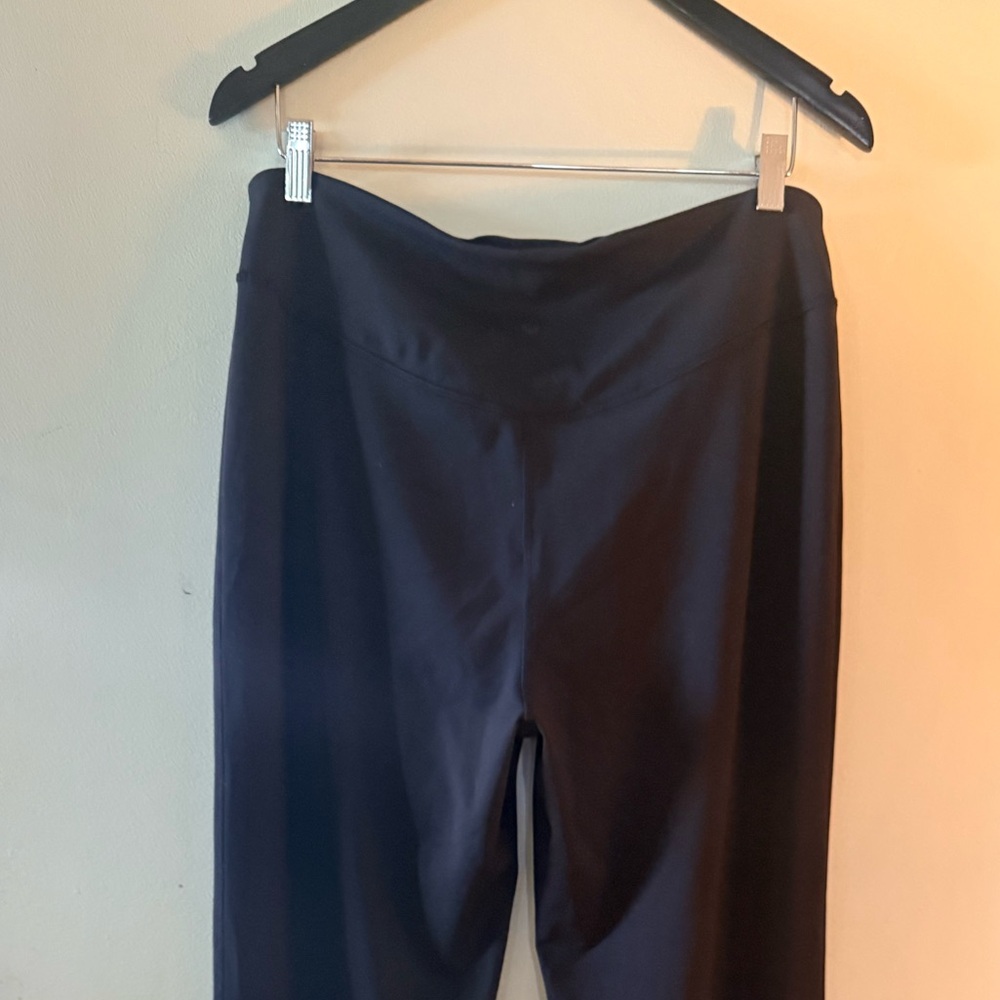 Lululemon Women's Black Flare Pants - Comfortable Stretch Waist